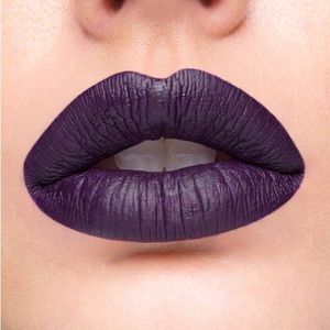 LIQUE Forbidden Matte Liquid Lip